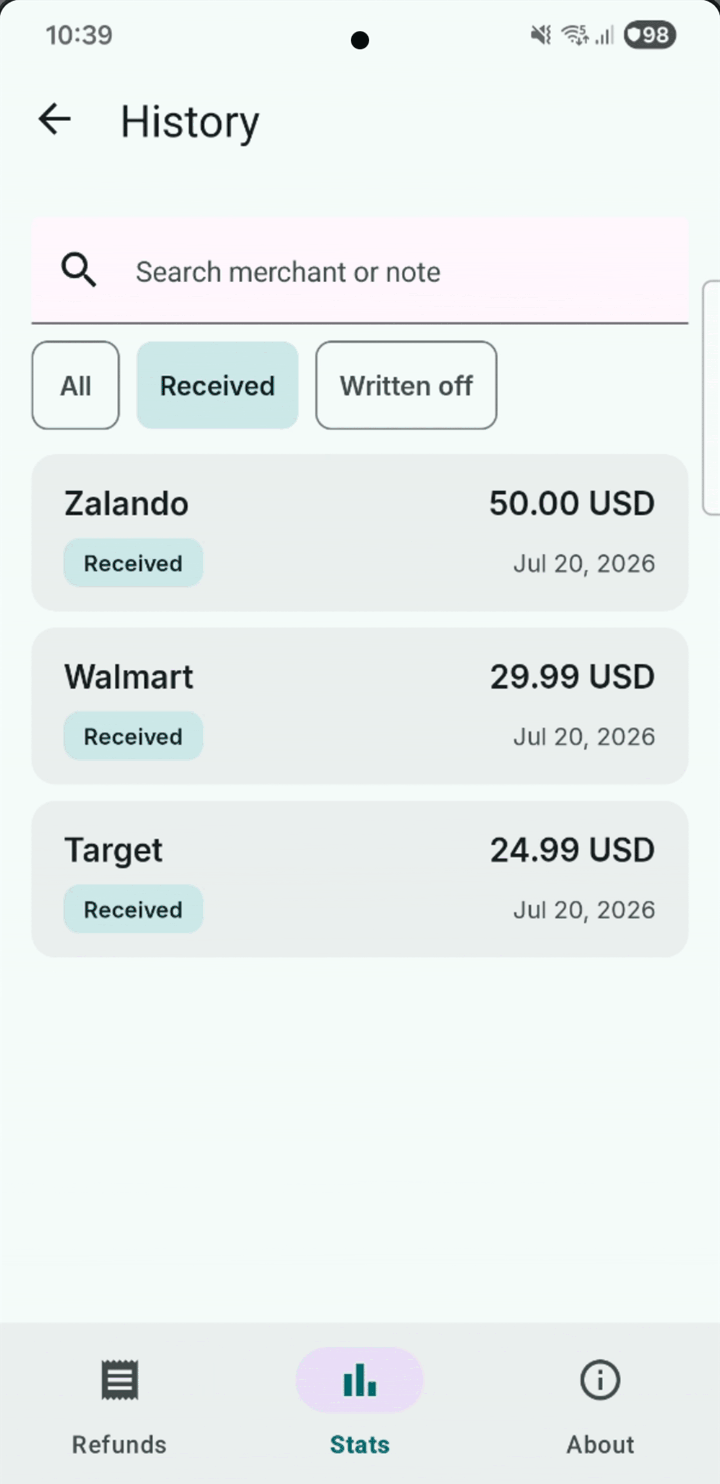 An Amazon refund of 10.99 USD marked On track, with its requested and expected dates, and two buttons: “Money arrived” and “Still not here”.